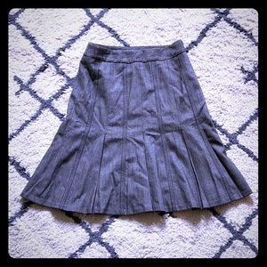 Loft gray pleated work skirt with side zipper